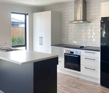 Three Bedroom Family Home In Yaldhurst! - Photo 1