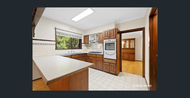 Perfectly Positioned Family Home in Croydon North - Photo 1