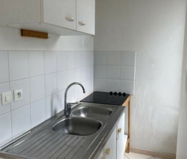 Appartement 2 Pièces + cave + parking extérieur - Photo 6