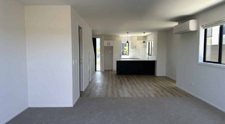 Levin, 3 Bedrooms - Photo 3