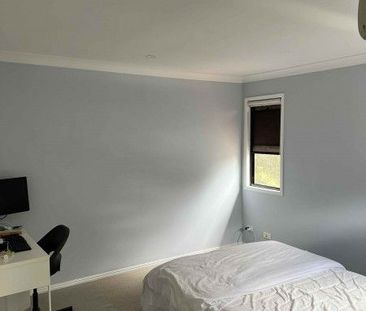 Safety gated townhouses in Runcorn - Photo 6