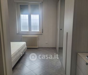 Bilocale in Affitto in Via Ugo Foscolo a Rho - Photo 1