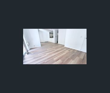 Centrally Located 2 Bedroom, 2 Bathroom Apartment- - Photo 6
