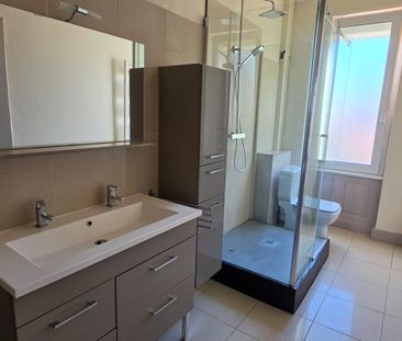 Location Appartement 4 pièces 92m² MULHOUSE 68100 - Photo 4