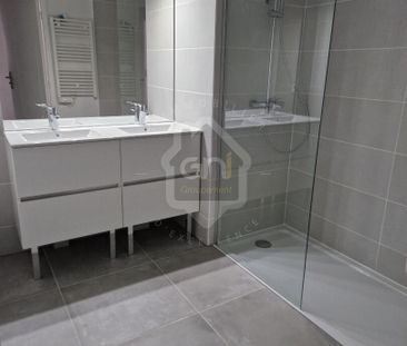 Location Appartement 3 pièces 71m² - Photo 3