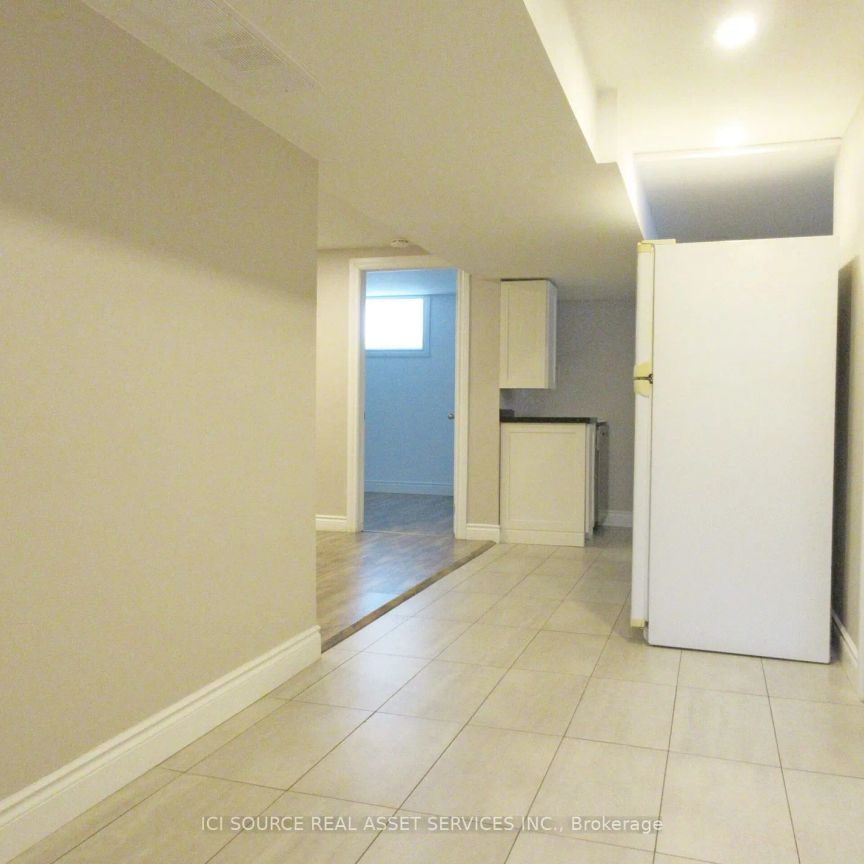 Detached Home For Lease | X9242453 - Photo 1