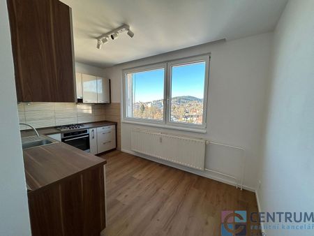 Pronájem bytu 3+1 71 m² - Fotografie 3
