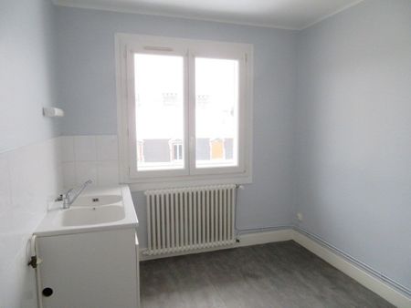 Appartement à louer 2 pièces - Photo 2