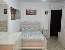 Estupendo piso en velez málaga avenida vivar tellez. - Foto 1