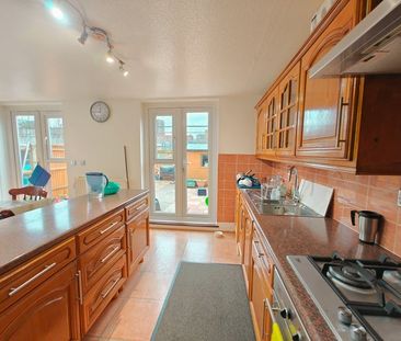Room in a Shared House, Wiverton Tower, E1 - Photo 4