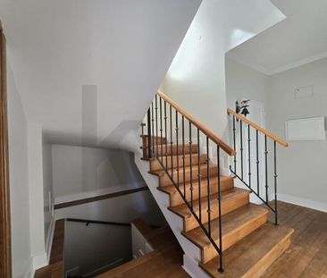 4 room luxury House for rent in Charneca de Caparica, Portugal - Photo 1