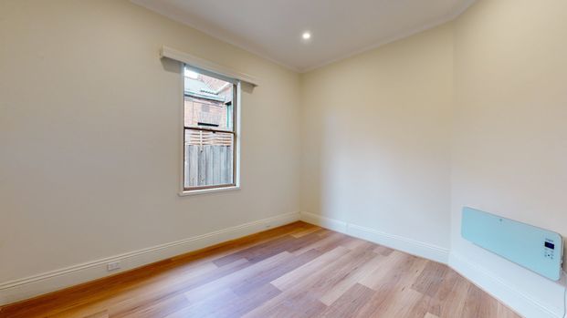 Charming Carlton North Apartment in Prime Village Location - Photo 1