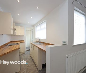 2 bedroom terraced house to rent - Photo 6