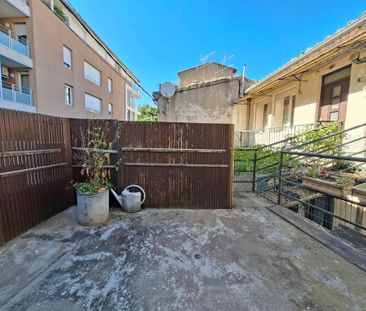 Location Appartement 2 pièces 61m² NIMES 30900 - Photo 5