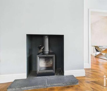 Bowfell Drive, High Lane, Stockport, SK6 - Photo 4