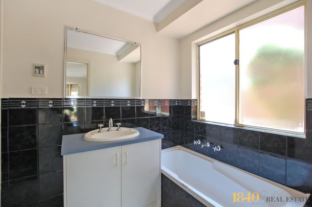 15 Chesterfield Walk, Hillbank SA 5112 - House For Rent - $550 | Domain - Photo 1