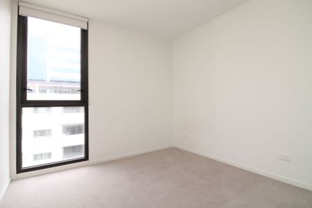 Stylish & Spacious 2-Bedroom Apartment in the Heart of Hurstville - Photo 3