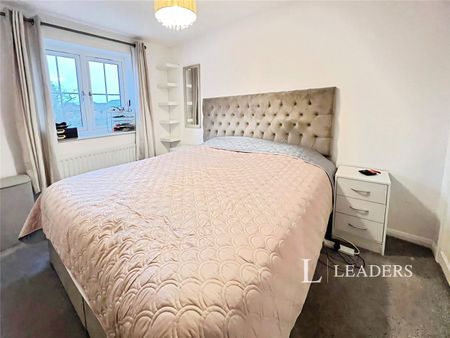 2 bedroom house to rent Stammers Place, Kesgrave, Ipswich, IP5 - Photo 3