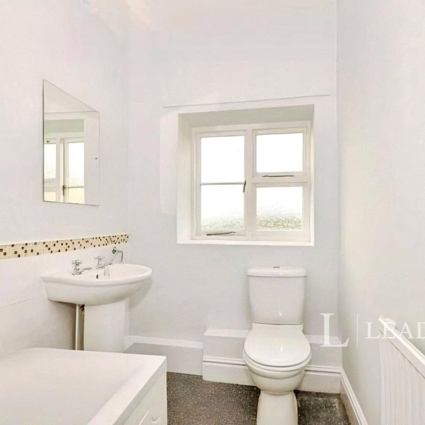 4 bedroom apartment to rent Stamford, PE9 - Photo 1