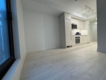 For Lease - 20 Soudan Avenue Unit# 1801, Toronto, Ontario - Photo 4