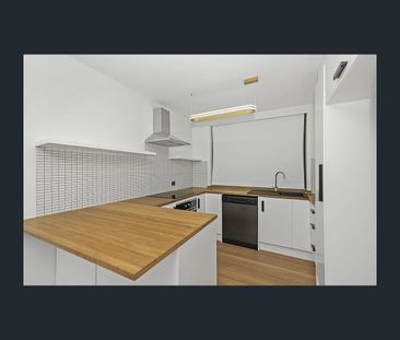 6/18 Tomewin Street, Currumbin, Qld 4223 - Photo 3