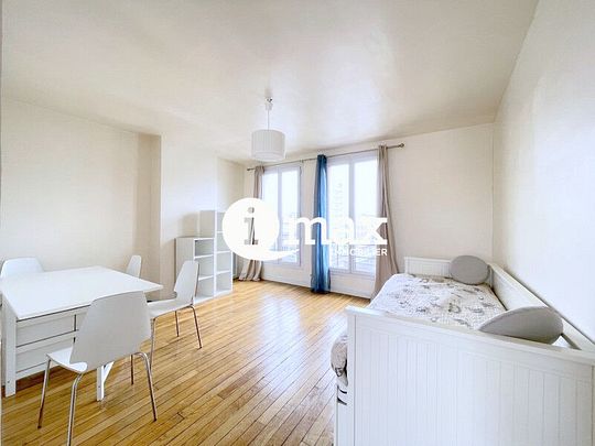 Location Appartement PARIS - - Photo 1