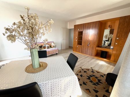 Location Appartement 3 pièces 83m² - Photo 2