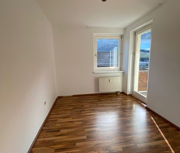 Helle 2-Zimmer-Wohnung im Obergeschoss mit Balkon - Foto 2