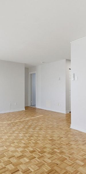 1 Bedroom Large - 5755 Avenue Sir Walter Scott, Côte Saint-Luc - Photo 1