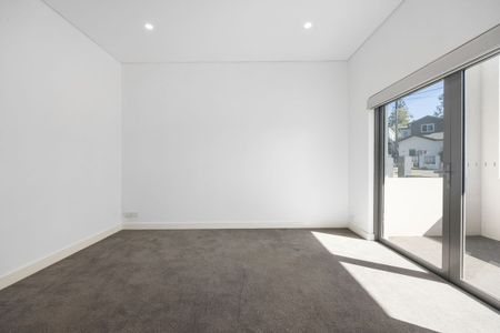 Refined Coastal Living Moments from the Beach - Photo 2