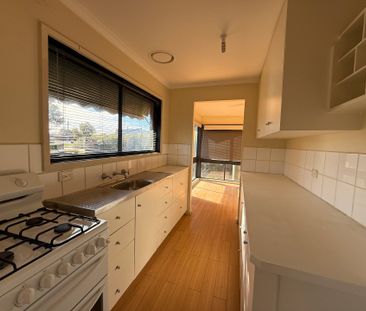 5 Julie Court, Corio - Photo 3