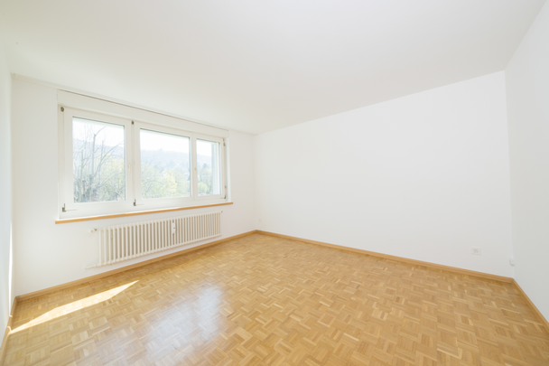 Charmante Dachwohnung an ruhiger Lage - Photo 1