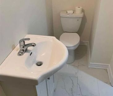 For Lease - 1549 Woodruff Crescent, Pickering, Ontario - Photo 5