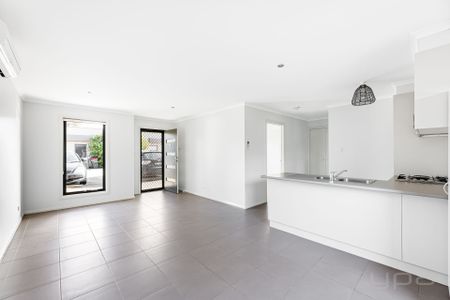 Quiet Living - Prime Location - Photo 4