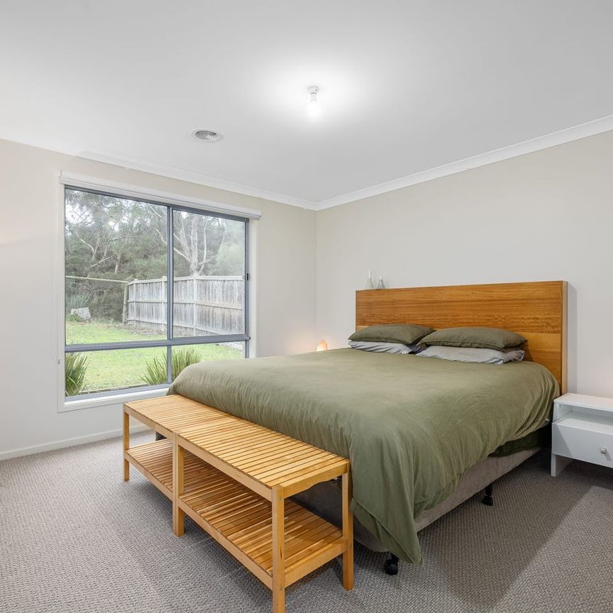 Beautiful Family Home in Peninsula Sands Estate - Photo 1