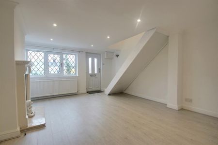 Aylesbury Road, Bierton - Photo 2