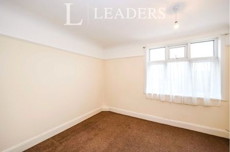 3 bedroom house to rent Chatsworth Avenue, Portsmouth, PO6 - Photo 4