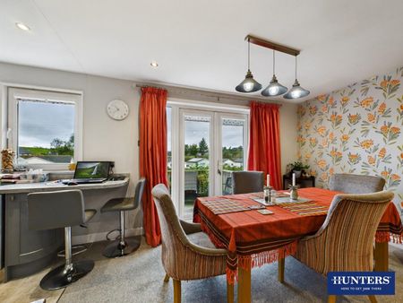 2 bedroom Bungalow To Let - Photo 3