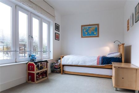 5 bedroom terraced house to rent - Photo 2