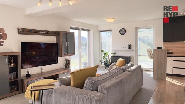 Pronájem rodinného domu 125 m², Jana Čapka ze Sán 281, Sány - Photo 1