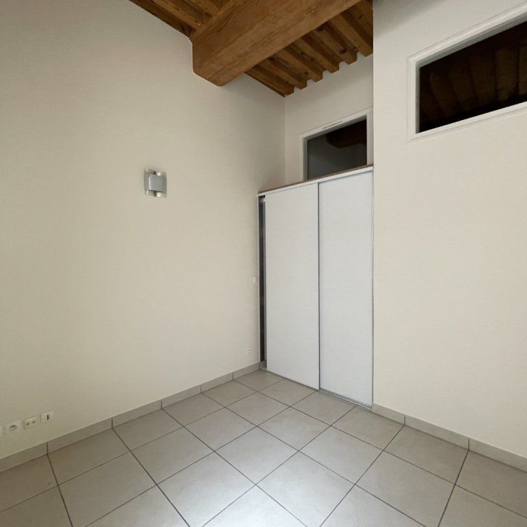 APPARTEMENT T2 A LOUER LYON 4EME ARRONDISSEMENT Cdt Arnaud-Dumont d'Urville - Photo 1
