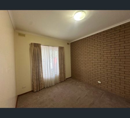2/10 Ashenden Street, Shepparton, Vic 3630 - Photo 3