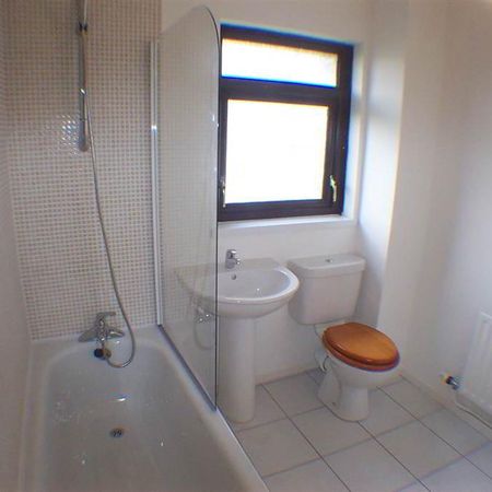 5 Drumadoon Park, Ballybeen, Dundonald, Belfast, BT16 2PW - Photo 3