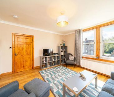 2 bedroom flat to rent - Photo 3