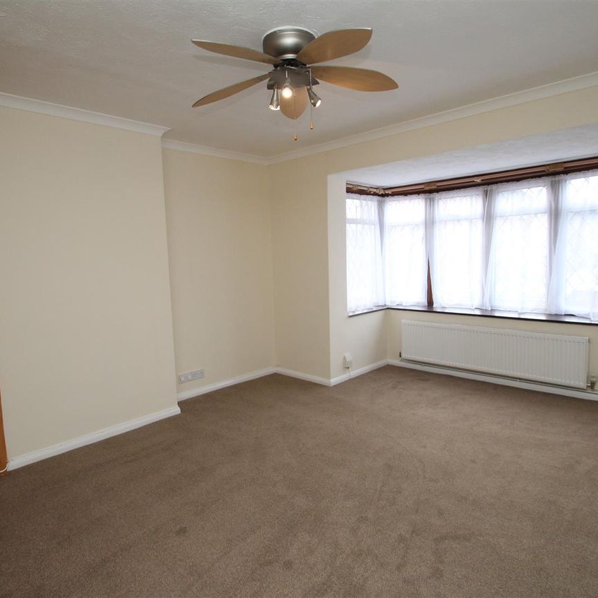 Kiln Ground, HP3 8EZ, Hemel Hempstead - Photo 1