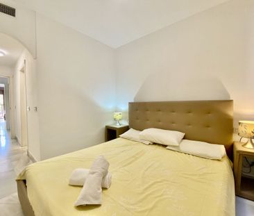 2 room luxury Flat for rent in Benalmádena, Andalusia - Photo 5