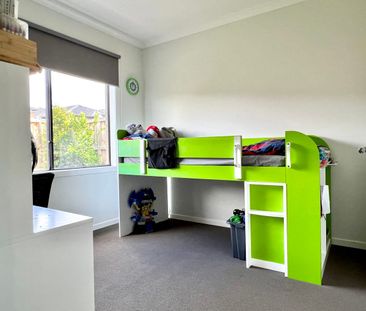 Big, bright and spacious! - Photo 5