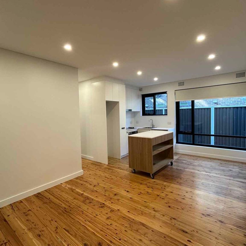 Smart Contemporary Living on the Park - Photo 1