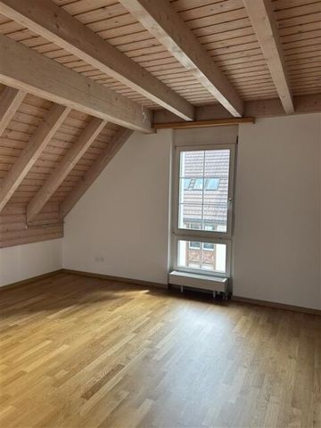 Bel appartement de 5.5 pièces au cœur d’Affoltern am Albis - Foto 2