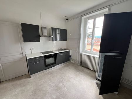 Location Appartement 3 pièces 83m² - Photo 3
